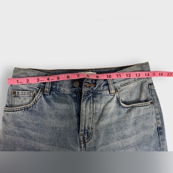 & Other Stories Los Angeles Atelier Light Acid Wash Denim Jeans Size 25 - Picture 8 of 12